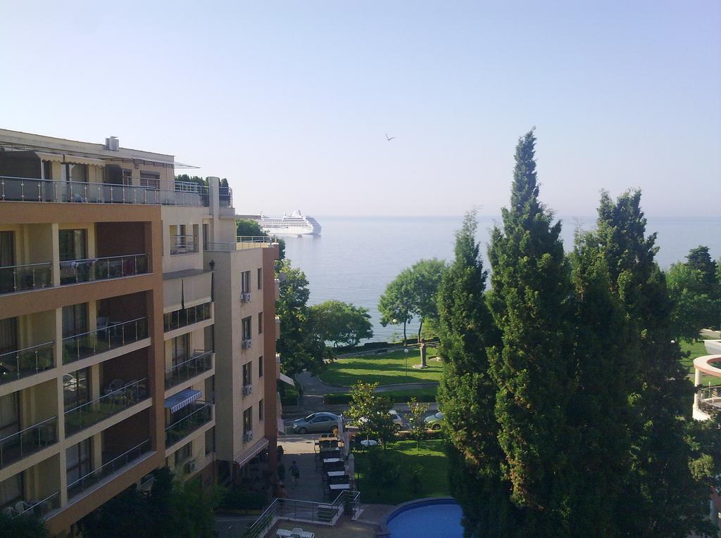 Sea View & Beach Apartment Nesebar Exterior photo